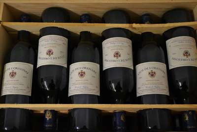 12 Flaschen 1994 Clos de L'Oratoire, Saint -Emilion, je ca. 75 cl, top shoulder und besser, unverkostet, in Originalholzkiste, Wine Spectator ...