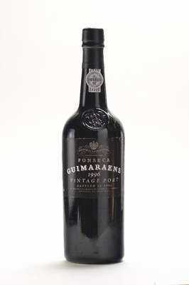 10 Flaschen 1996 Fonseca Guimaraens, Vintage Port, je ca. 75 cl, into neck, 1998 in die Flasche abgefüllt, importiert durch CWD-Hamburg, ...