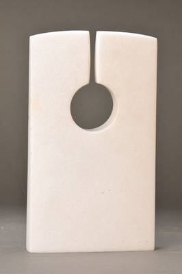 Christoph Wilmsen-Wiegmann, geb. 1956, Focus, Skulptur aus Stein, geschliffen, signiert und nummeriert IV/XX, datiert 95, H.ca. 24 cm