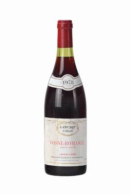 2 Flaschen 1978 Lancart l'Ainee Vosne-Romanee , je ca. 73 cl, Abstand zwischen Wein und Kapseln: ca. 2 cm, unverkostet, Etiketten l. beschmutzt