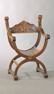 Scherenstuhl, deutsch, um 1880/90, Eiche massiv, historisierend, mit Frührenaissance- Ornamenten, Fratzen, Arabesken u. Akanthusblatt, Alterssch., ...