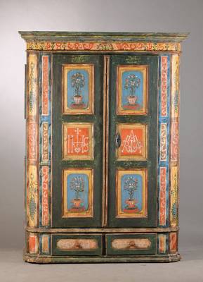 Bauernschrank, wohl Oberbayern, dat. 1815, Weichholz polychrom gefaßt, diese z.T. aufgefrischt, monogr. "JHS" & "MARIA", Ecken ...
