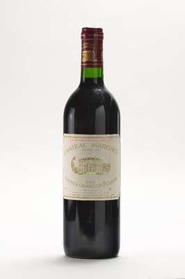 6 Flaschen 1992 Chateau Margaux, Margaux, Premier Grand Cru Classe, top shoulder und into neck, je ca. 75 cl, 12,5 % vol., unverkostet, Etiketten ...