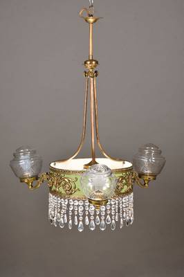 Deckenlampe, wohl Spanien, um 1920, Massiver Bronzekorpus mit reich strukturiertem Fries, bestückt mit unterschiedlichen Prismenbehängen, ...