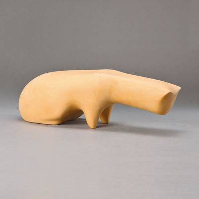 Ruth Maria Linde-Heiliger, 1916-1996, Katze, Skulptur aus Treibholz, monogrammiert, H. ca. 12.5cm, L. 35 cm