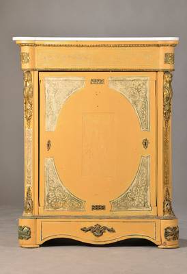 1-türiger Zierschrank, Frankreich, um 1880/90, Eiche sek. gefaßt, 1-türig, Innen 2 Einlegebretter, in Mahagoni furniert, Überholung notwendig, ...