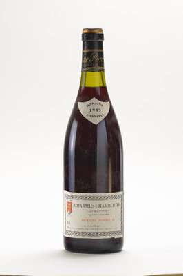 4 Flaschen 1985 Domaine Ponelle Charmes Chambertin, "Les Mazoyeres", Cote d'Or, je ca. 75 cl, Abstand zwischen Wein und Kapsel: ca. ...