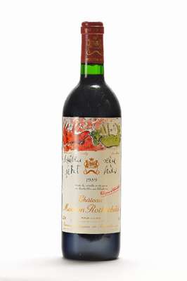 1 Flasche 1989 Chateau Mouton Rothschild, Pauillac, Künstleretikett: "Die Mauer" von Georg Baselitz, ca. 75 cl, ca. into neck, Premier Cru ...