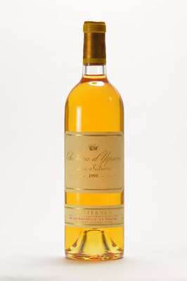1 Flasche 1998 Chateau d'Yquem, Sauternes, ca. 13,5% Vol., ca. 75 cl, ca. into neck, unverkostet, selten im Angebot, Stephen Tanzer95/100 Punkte