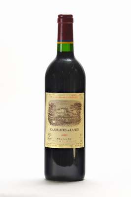 1 Flasche 2001 Carruades de Lafite, DomainesBarons de Rothschild, Pauillac , ca. 75 cl, ca. 12,5 % Vol., ca. into neck, Etikett l. beschmutzt, 87 ...