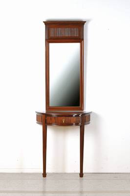 Konsolenspiegel, England, 20.Jh., 2-teilig, Mahagoni massiv, im Sheraton-Stil, Spiegel mit Zinnkranz u. reicher Rahmenprofilierung, allgemeines ...