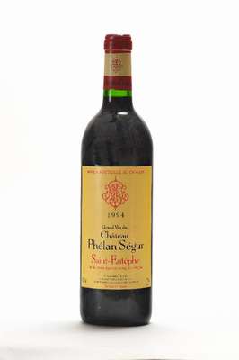 3 Flaschen 1994 Chateau Phelan Segur, Saint-Estephe, je ca. 75 cl, je 12,5 % Vol, je ca. into neck, unverkostet, Etiketten l. gebräunt, ...