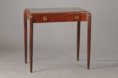 Schreibtischchen, wohl Frankreich, um 1925, Palisander auf Eichekorpus, ein Zargenschub, Furnier parkettiert, Plattenkante abgeschrägt, ca. 78x80x53 ...