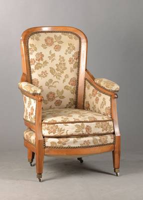 Bergerè, süddeutsch, um 1820/30, Nussbaum m ssiv, üppige Polsterung, konische Vierkantbeine mit Rollen, Alterssp., Bezug u. Polster mit Gebr.-Sp., ...
