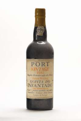 5 Flaschen 1982 Quinta Do Infantado Vintage Port, je ca. 75 cl, je ca. top shoulder undbesser, unverkostet, 1985 in die Flasche abgefüllt, ...