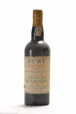 4 Flaschen 1982 Quinta do Infantado Vintage Port, je ca. 19,5% Vol., je ca. 75 cl, je ca. top shoulder und besser, hier Flaschennummern: 401, 397, ...