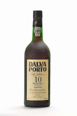 18 Flaschen C. da Silva Dalva Porto, 10 years old, Matured in Wood, 2004 in die Flasche gefüllt, je ca. 75 cl, je ca. 20 % Vol., Füllstände: je ...