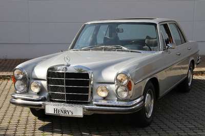 Mercedes Benz 280 SE/8 Limousine, Fahrgestellnummer 10801812084098, EZ 21.04.1971, Fahrzeughalter 5, Laufleistung 65.485 km abgelesen, nächste HU ...