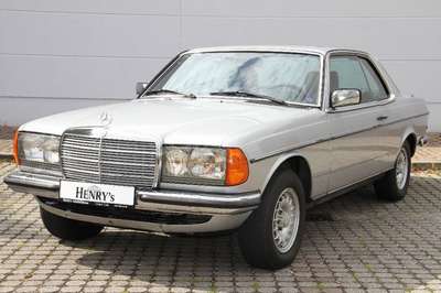 Mercedes Benz 230 C Coupé, Fahrgestellnummer WDB12304312015277, EZ 25.09.1979, 3. Hand, Laufleistung 125.000 km abgelesen, HU fällig, H-Zulassung ...