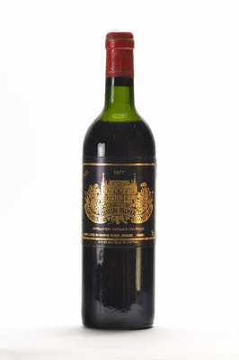 1 Flasche 1977 Chateau Palmer, Margaux, ca. 75 cl, Füllstand: ca. mid shoulder, unverkostet, Kapsel l. oxidiert, selten im Angebot
