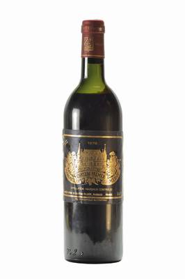 2 Flaschen 1978 Chateau Palmer, Margaux, je ca. 75 cl, Füllstände: upper mid shoulder und besser, selten im Angebot, unverkostet, Kapseln seitlich ...