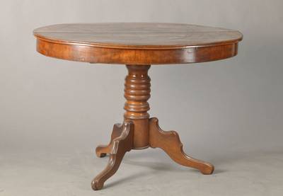 Salontisch, sog. console de milieu, um 1860, Mahagoni- u. Pyramidenmahagonifurnier, Plattemit doppelt gespiegeltem Furnier, doppelt gerieft, Zarge ...