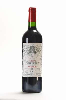 6 Flaschen 2007 Duchesse Aurelie, Pomerol, je ca. 75 cl, Füllstände: top shoulder und besser, guter Erhaltungszustand, selten im Angebot, ...