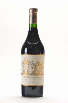 6 Flaschen 2007 Chateau Haut Brion, Pessac -Leognan, je ca. 75 cl, Abstand zwischen Kapsel und Wein: je ca. into neck, in der Originalholzkiste, in ...