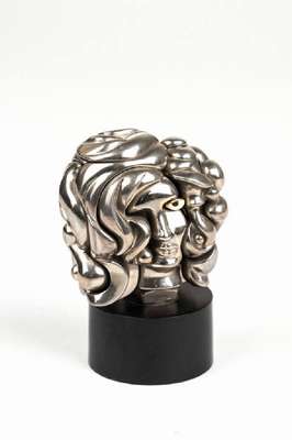 Miguel Berrocal, 1933-2006, Portrait de Michèle, Skulptur aus 17 Teilen zusammengesetzt, Messing, das Auge ist ein Ring, silberfarben, signiert und ...