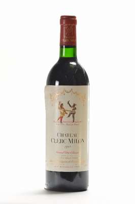 2 Flaschen 1990 Chateau Clerc Milon, Pauillac, Grand Cru Classe, je ca. 75 cl., 13 % Vol., unverkostet, Füllstände: je ca. top shoulder, Etiketten ...