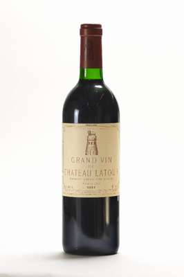 1 Flasche 1991 Chateau Latour, Premier GrandCru Classe, Pauillac, ca. 12,5 % Vol., ca. 75 cl, unverkostet, Füllstand: top shoulder, sehrguter ...