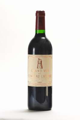 1 Flasche 1993 Chateau Latour, Pauillac, Premier Grand Cru Classe, 12,5 % Vol., ca. 75 cl, Füllstand: ca. top shoulder, selten im Angebot, ...