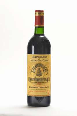 2 Flaschen Chateau Angelus, Saint Emilion, Grand Cru Classe, Jahrgänge: 1993 und 1995, je ca. 75 cl, Füllstände: je ca. top shoulder,unverkostet, ...