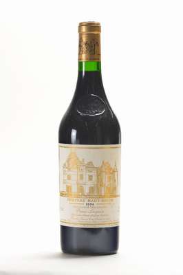 1 Flasche 1994 Chateau Haut-Brion, Pessac -Leognan, Premier Grand Cru Classe, 12,5 % Vol., 75 cl, unverkostet, Abstand zwischen Kapselund Wein: ca. ...