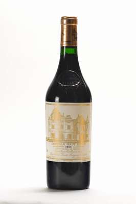 1 Flasche 1986 Chateau Haut Brion, Pessac -Leognan, Premier Grand Cru Classe, 12,5 % Vol., ca. 75 cl, Abstand zwischen Kapsel und Wein: ca. 1,5 cm, ...