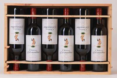 12 Flaschen 2010 Chateau d'Armailhac, Domaine Barons de Rothschild, Pauillac, Grand Cru Classe, Füllstände: je ca. into neck, je ca. 75 cl, ...