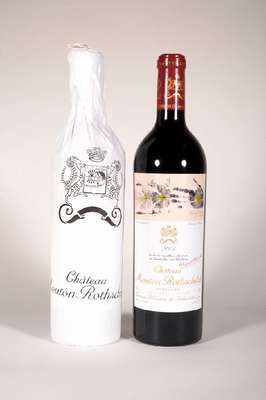 6 Flaschen 2005 Chateau Mouton Rothschild, Pauillac, Premier Cru Classe, Künstleretikett: Giuseppe Penone, je ca. 75 cl, Füllstände: je ca. high ...