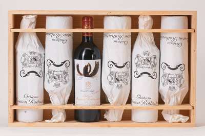 6 Flaschen 2007 Chateau Mouton Rothschild, Pauillac, Premier Cru Classe, Künstleretikett:Bernar Venet, je ca. 75 cl, 13 % Vol., Füllstand: je ca. ...