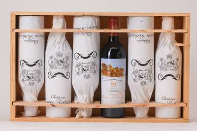 6 Flaschen 2004 Chateau Mouton Rothschild, Pauillac, Premier Cru Classe, Künstleretikett:Prince de Galles/prince Charles, Füllstände: je ca. high ...