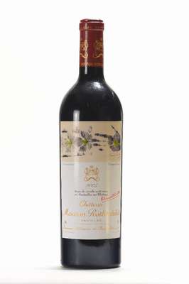 2 Flaschen 2005 Chateau Mouton Rothschild, Pauillac, Premier Cru Classe, Künstleretikett:Giuseppe Penone, ca. 75 cl, 13 % vol, Füllstand: je ca. ...
