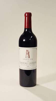 1 Flasche 2005 Chateau Latour, Pauillac, Premier Grand Cru Classe, ca. 75 cl, 13 % vol,Füllstand: ca. into neck, sehr guter Erhaltungszustand, sehr ...