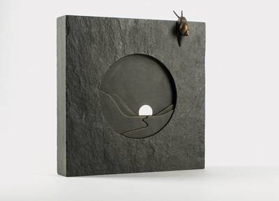 Klaus Börner, geb. 1951, zwei Wandobjekte aus Schiefer, Bronze, Stahl, Zeit-Raum rechtsseitig Plakette mit Künstlername und Nummerierung 26/199, ...