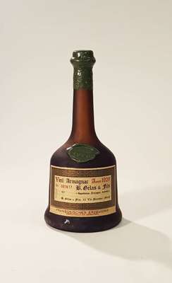 1 Flasche 1929 Gelas & Fils Duc de Maravat Vieil Armagnac, ca. 70 cl, 40 % Vol, unverkostet, Etikett in sehr gutem Zustand, Flaschennummer: 001617, ...