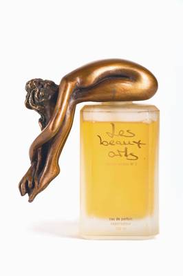 Bruno Bruni, geb. 1935 Gradara, Fiora, 1995, Bronzeskulptur auf Parfumflakon, aus der Serie "Les Beaux Arts", sign., num. 5859/14999, H. ...
