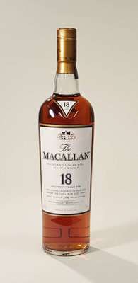 1 Flasche 1996 The Macallan 18 years old Highland Malt Scotch Whisky, ca. 70 cl, 43 % Vol., unverkostet, im ausgewählten Sherry Fass gereift, in der ...