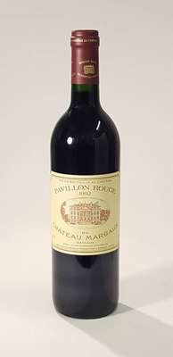 1 Flasche 1992 Pavillon Rouge, Zweitwein vonChateau Margaux, Margaux, ca. 75 cl, 12,5 % vol., Füllstand: ca. into neck, unverkostet, sehr guter ...