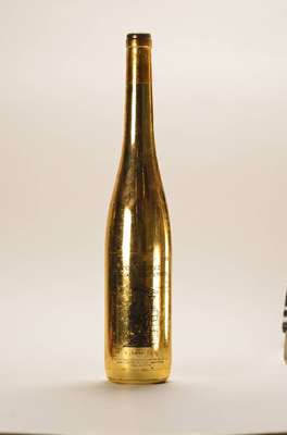 1 Flasche 1988 Riesling Kabinett Kloster Disibodenberg, in 24 Karat-Ummantelung, eingebettet in Originalholzschatulle, Scivias-Stiftung, abgefüllt ...