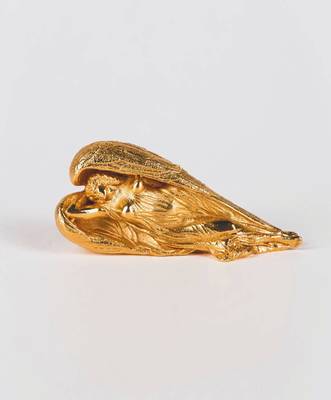 Ernst Fuchs, 1930-2015, Schutzengel, goldfarbener Metallguss, sign. und num. 77, L. 10 cm