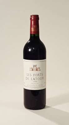 1 Flasche 1999 Les Forts de Latour, Pauillac, Zweitwein von Chateau Latour, ca. 75 cl, 13 % Vol., unverkostet, Füllstand: ca. into neck,selten im ...