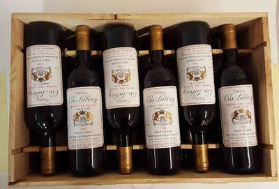 12 Flaschen 1990 Cos Labory, Saint-Estephe, Grand Cru Classe, je ca. 75 cl, 13 % Vol., Füllstände: je ca. into neck, unverkostet, selten im ...